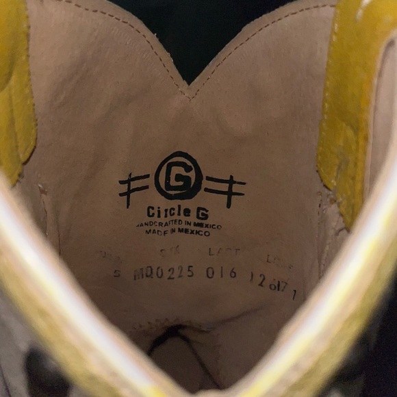 NWOB Circle G Painted Leaf Studded Western Cowgirl Boots Size 5 - Picture 10 of 11